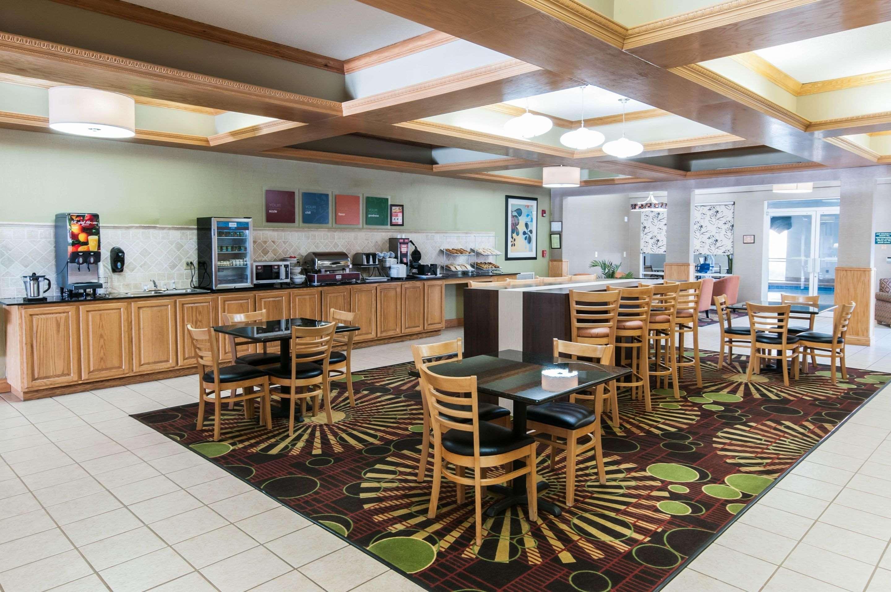 Comfort Suites Milledgeville Ngoại thất bức ảnh